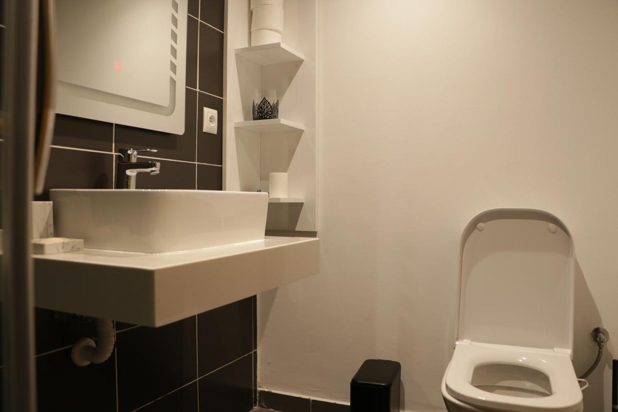 Hilton City Center Apartment Tangeri Esterno foto